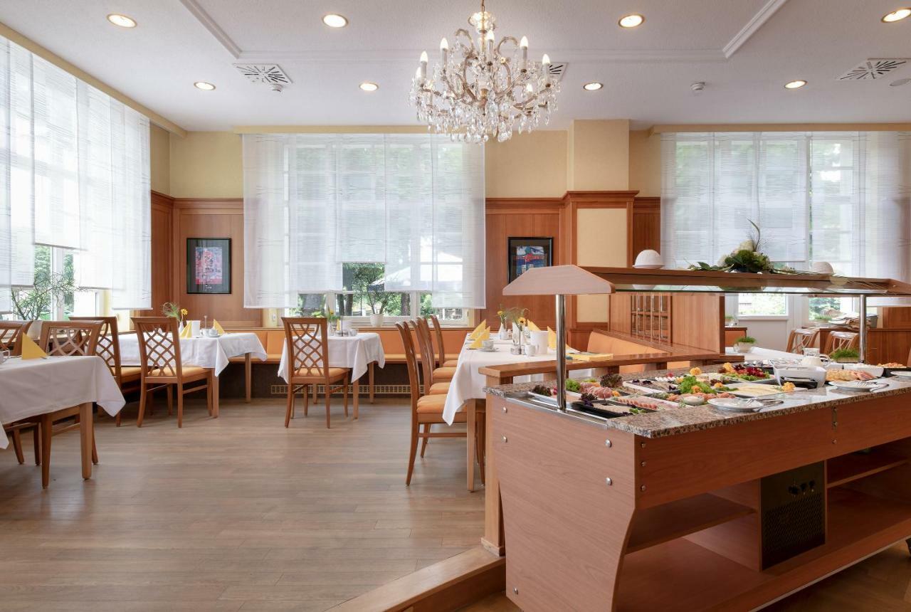 Hotel Neustaedter Hof Шварценберг Экстерьер фото
